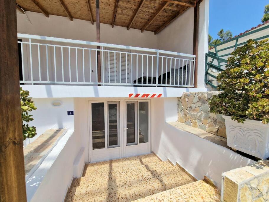 Elmy Houses V4 / Thalia Rafína Kültér fotó